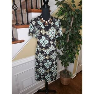 Just Be... Women Green Casual Dress 2X Plus